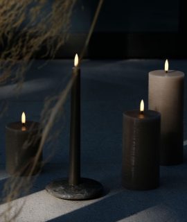 Uyuni Lighting – Led Wax Stompkaars Rustiek Black 7,8 X 10 Cm
