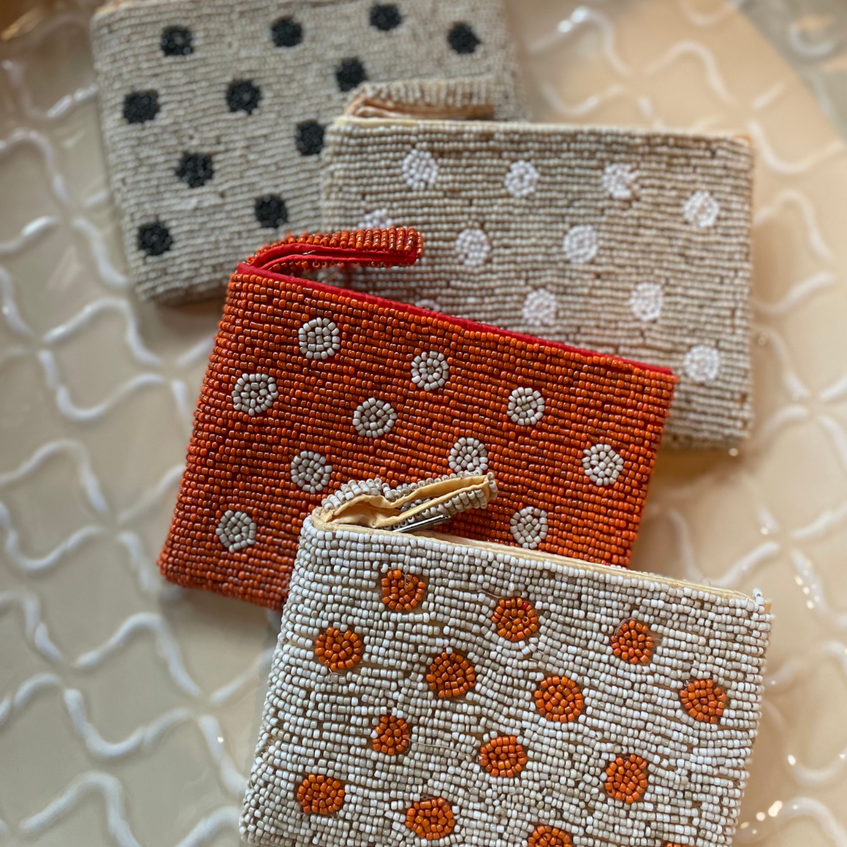 Kralentasje Polkadot sand/white - Afbeelding 2